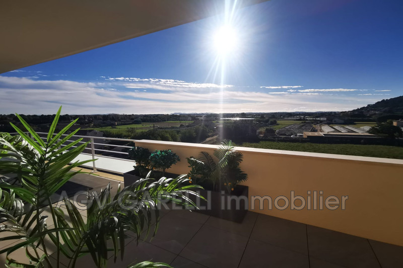 Vente appartement Hyères  
