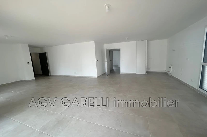 Vente appartement Hyères  