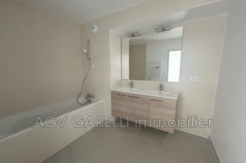 Vente appartement Hyères  
