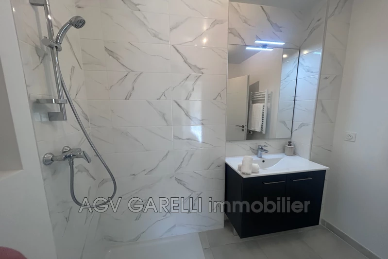 Vente appartement Hyères  