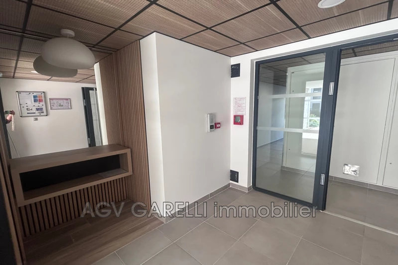 Vente appartement Hyères  