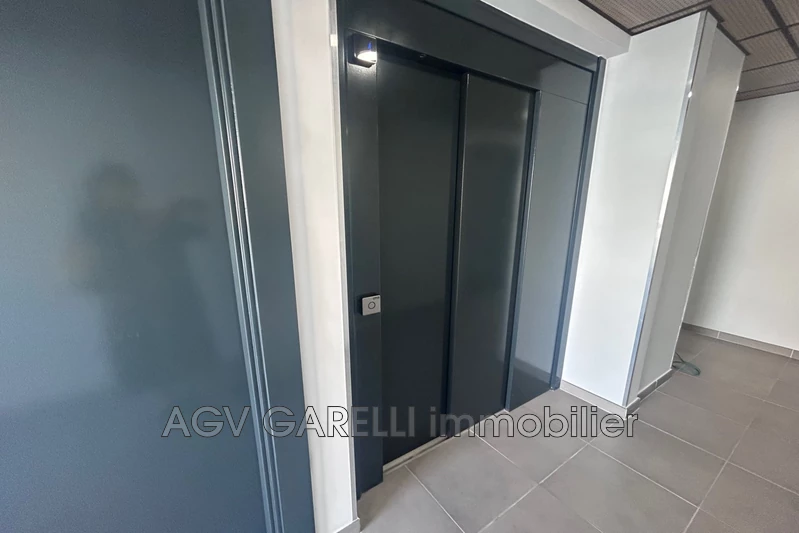 Vente appartement Hyères  