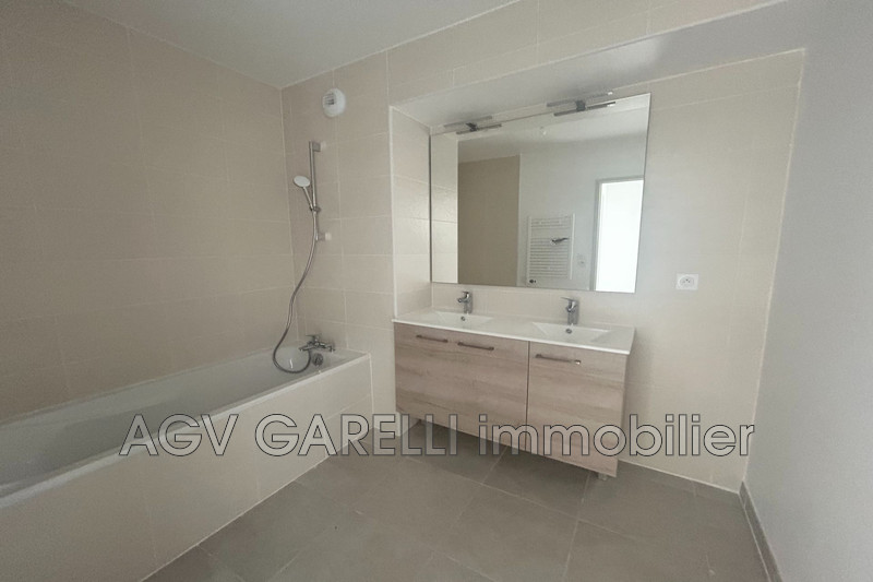 Vente appartement Hyères  