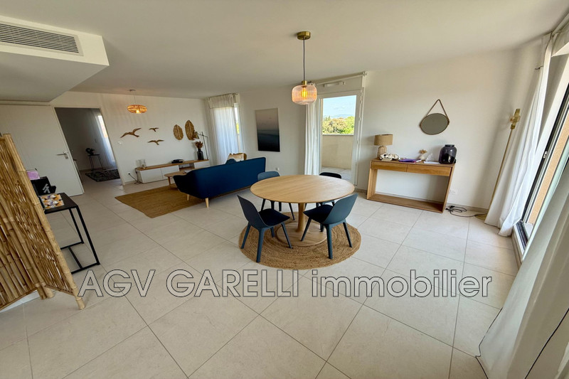 Photo n°2 - Vente appartement Hyères 83400 - 775 000 €