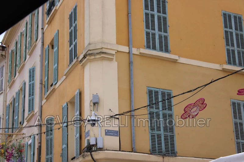 Vente appartement Hyères  