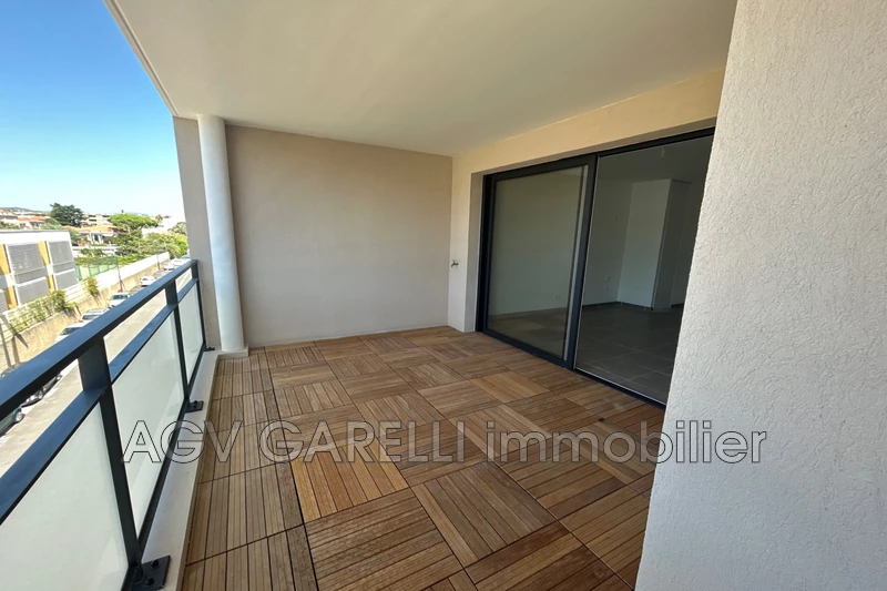 Vente appartement Hyères  