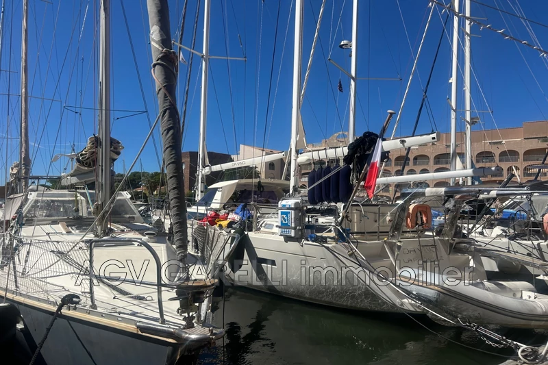 Photo n°1 - Vente appartement Hyères 83400 - 345 000 €