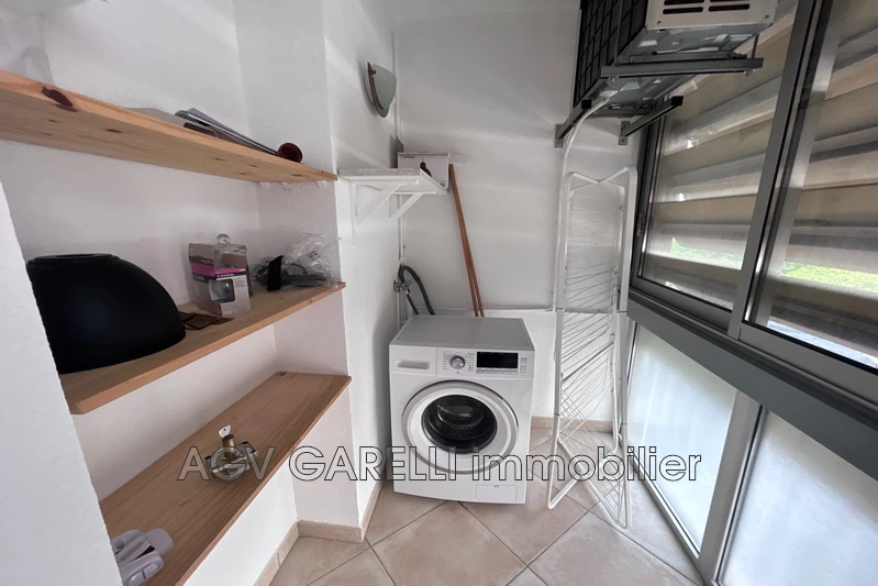 Vente appartement Hyères  