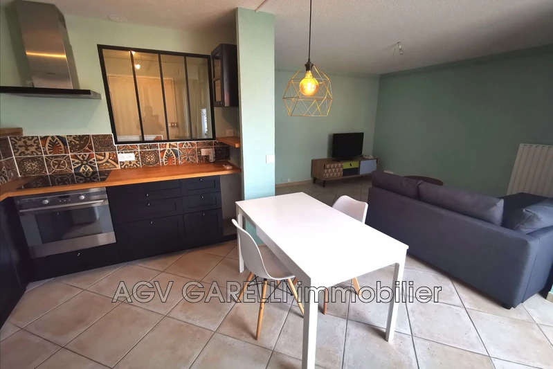 Vente appartement Hyères  