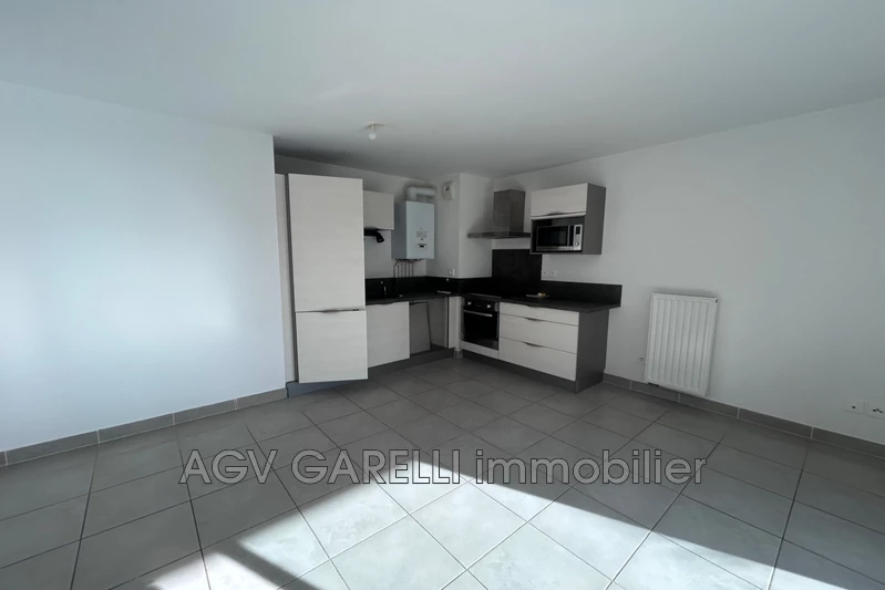 Vente appartement Hyères  