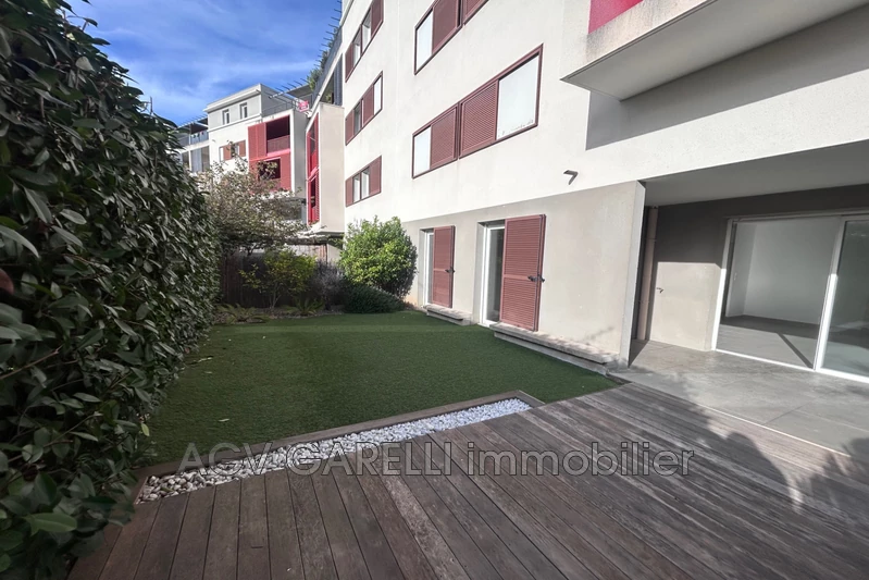 Vente appartement Hyères  