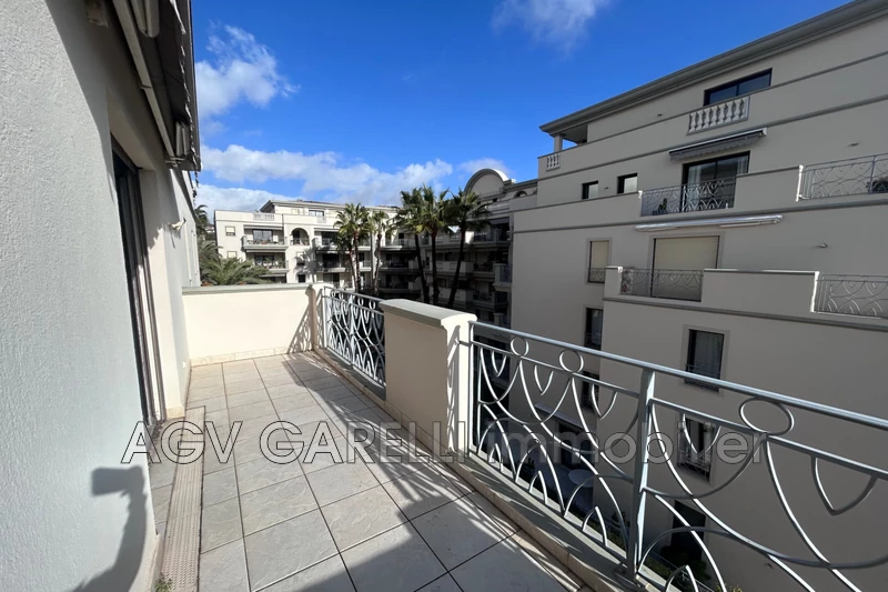 Photo n°12 - Vente appartement Hyères 83400 - 450 000 €
