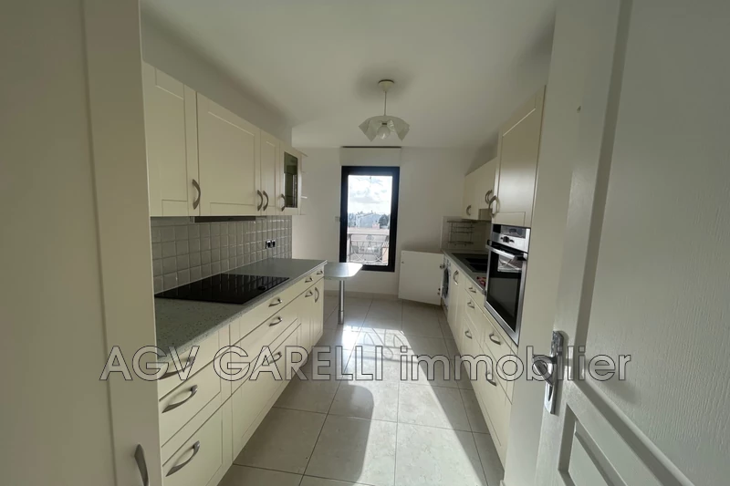 Photo n°11 - Vente appartement Hyères 83400 - 450 000 €