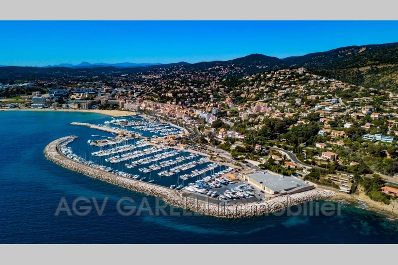 Photo n°1 - Vente appartement Le Lavandou 83980 - 650 000 €