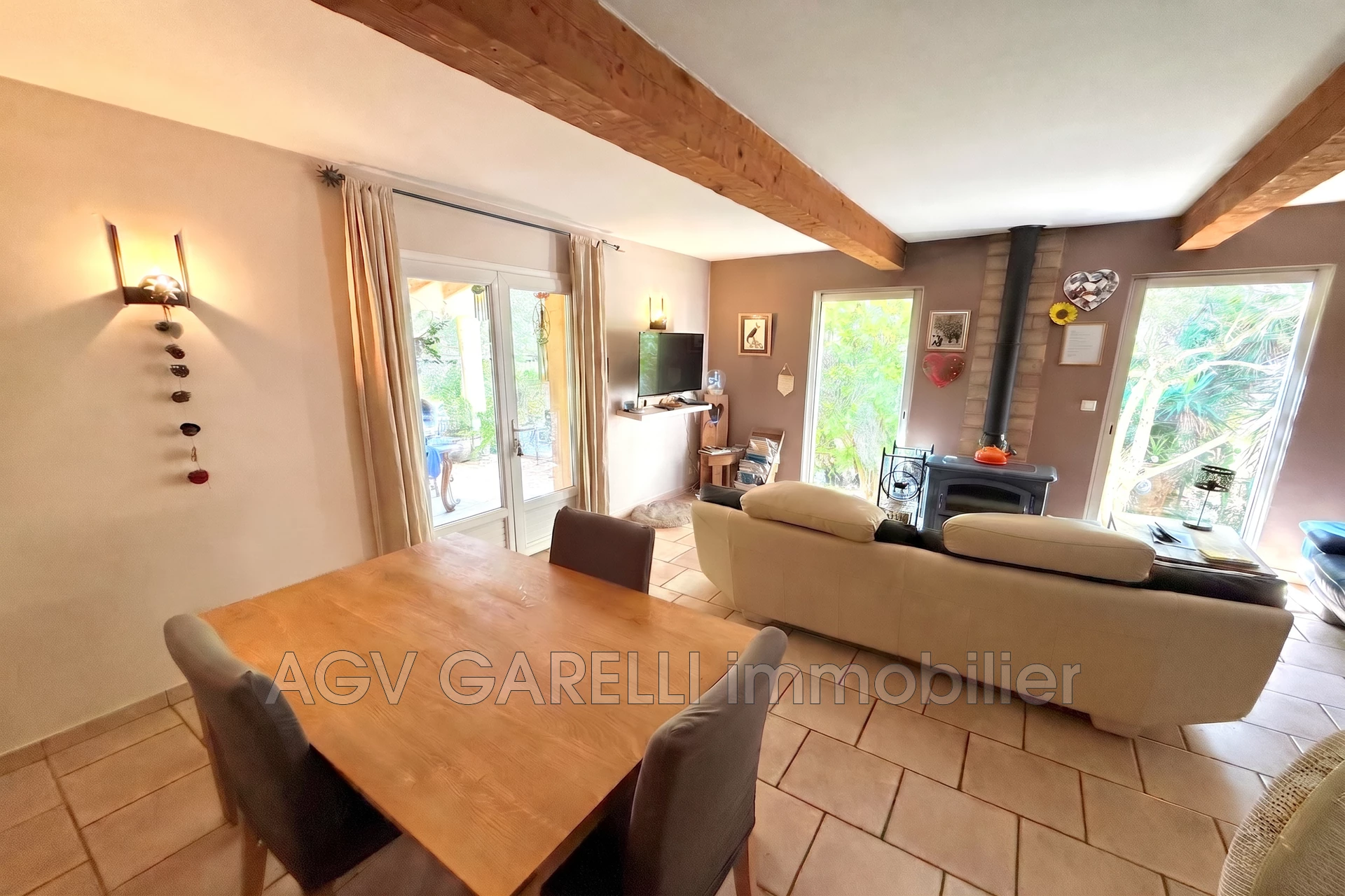 Maison 4 pièces 110 m² · au Revest-les-Eaux · 110 m² · 530 000 €
