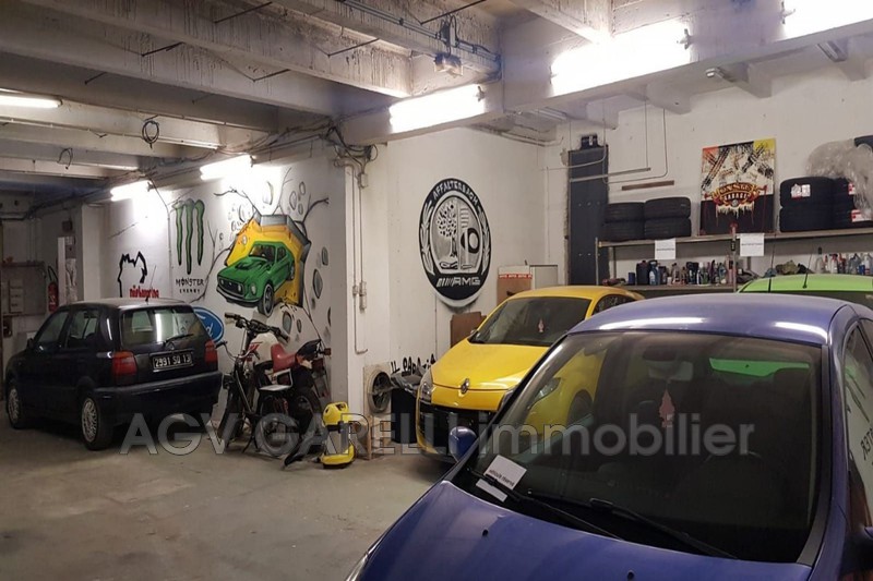 Photo n°2 - Vente garage Hyères 83400 - 150 000 €