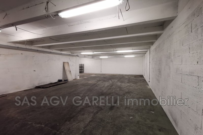 Photo n°5 - Vente garage Hyères 83400 - 150 000 €