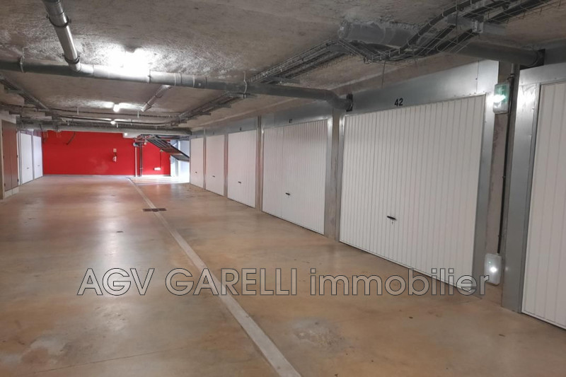 Photo n°2 - Vente Garage box fermé Cuers 83390 - 22 500 €