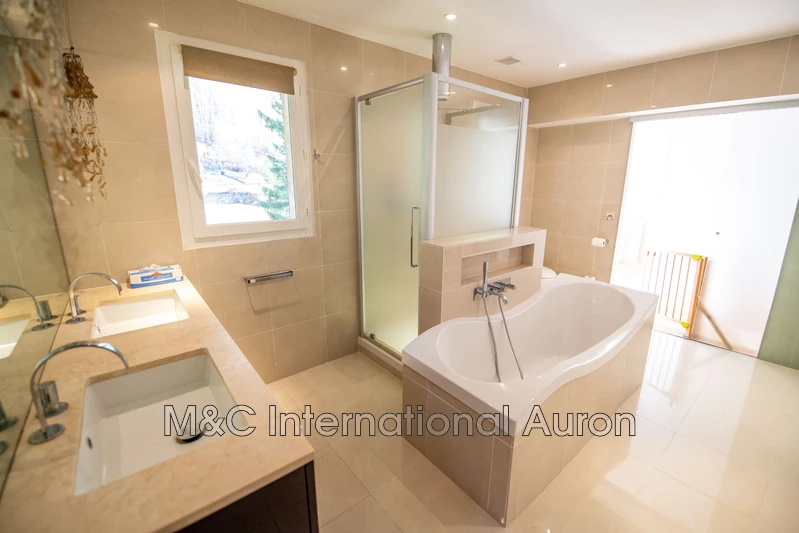 Vente appartement Saint-Etienne-de-Tinée  