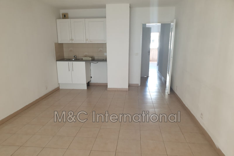 Photo Apartment Juan-les-Pins Proche plages, Rentals apartment 2 rooms 36 m²