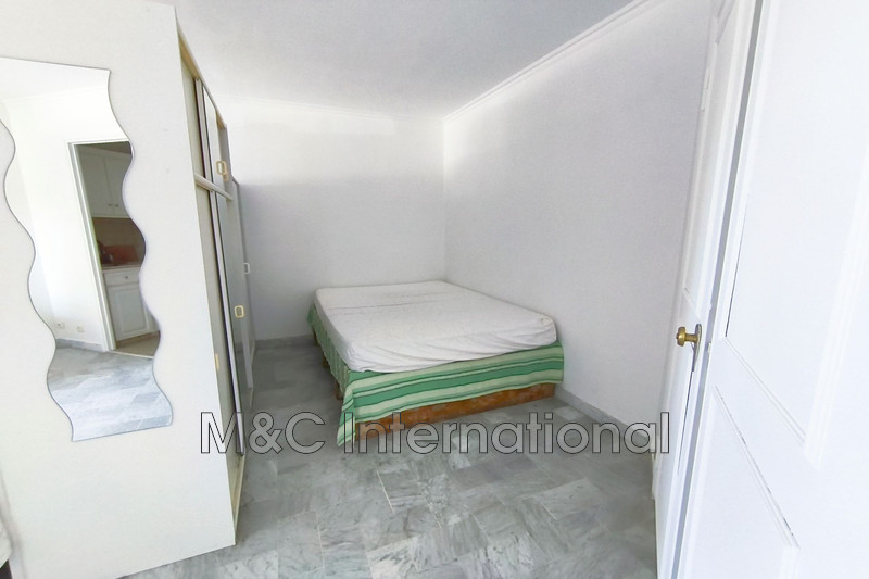 Location appartement Antibes  