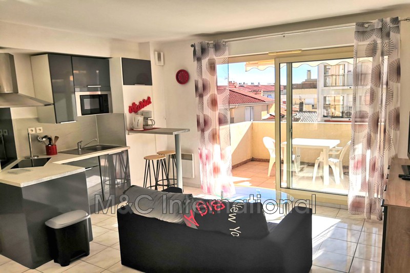 Photo Apartment Antibes Centre-ville,  Rentals apartment  2 rooms   30&nbsp;m&sup2;