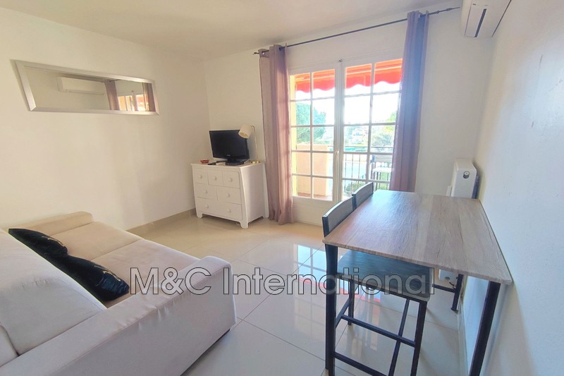 appartement  2 pièces  Antibes   29 m² -   