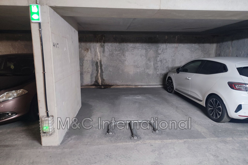 Photo Parking Juan-les-Pins Location parking