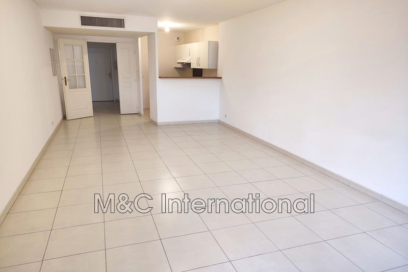 Photo Appartement Juan-les-Pins achat appartement 2 pièces 49 m²