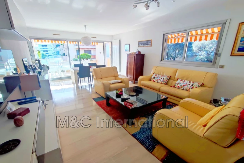 appartement  3 rooms  Antibes   71 m² -   