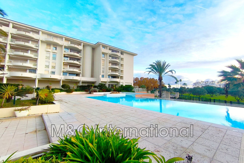 Photo Apartment Juan-les-Pins   to buy apartment  2 rooms   33&nbsp;m&sup2;