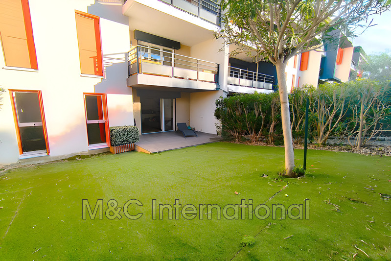 Photo Apartment Antibes   to buy apartment  2 rooms   42&nbsp;m&sup2;