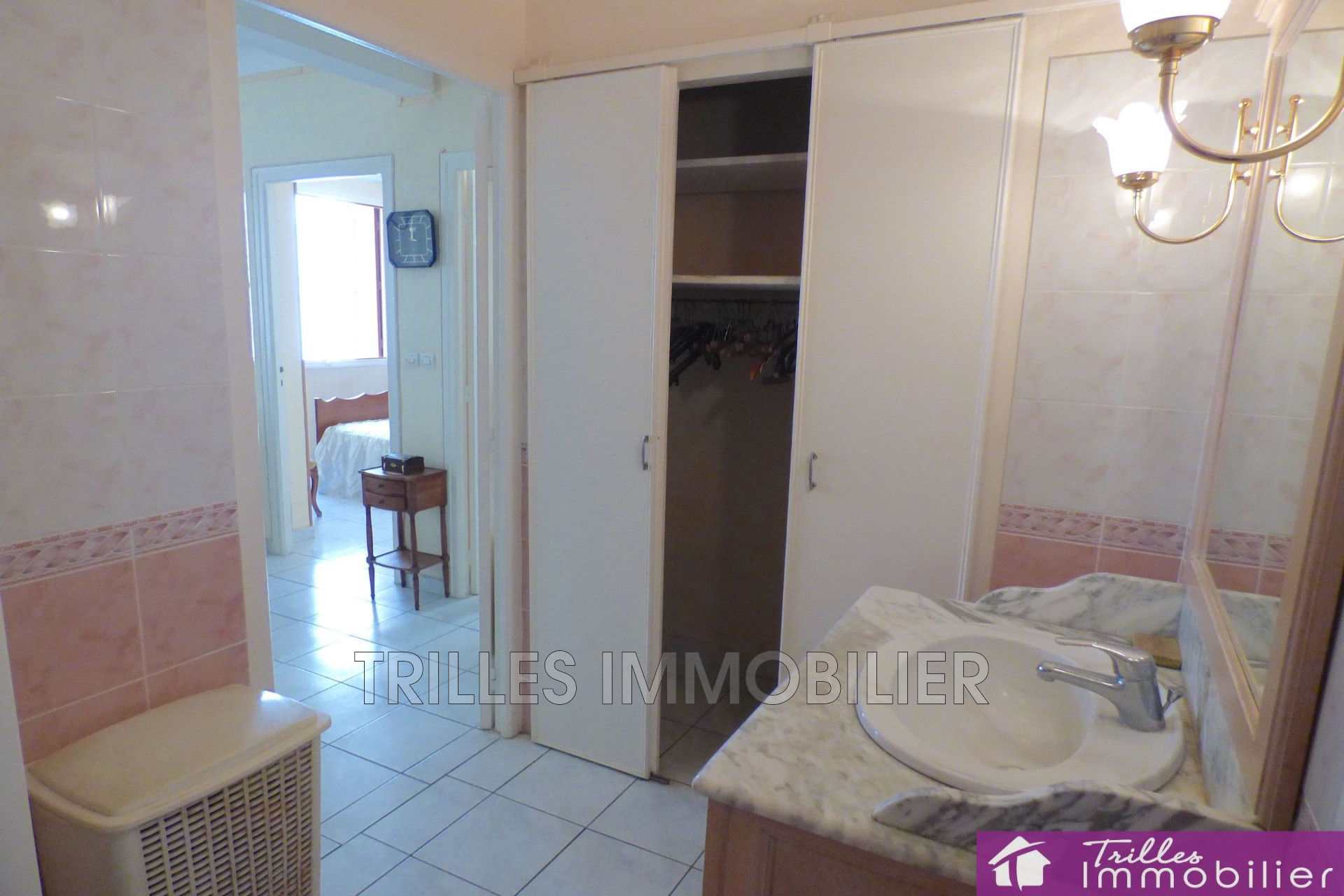 Vente maison de village 5 pièces SaintLaurentdelaSalanque Village 90 m²