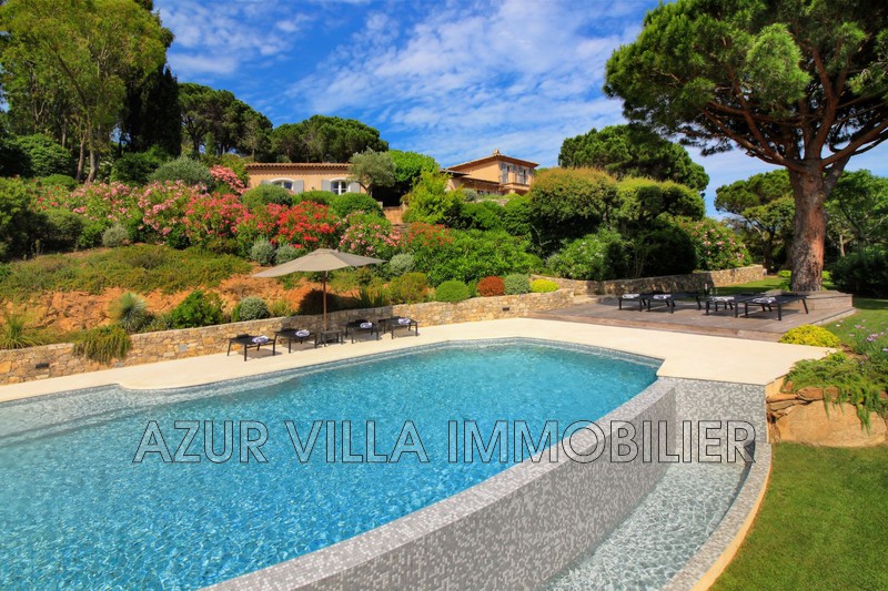 Photo Villa La Croix-Valmer Proche plages, Location saisonnière villa 7 chambres 340 m²