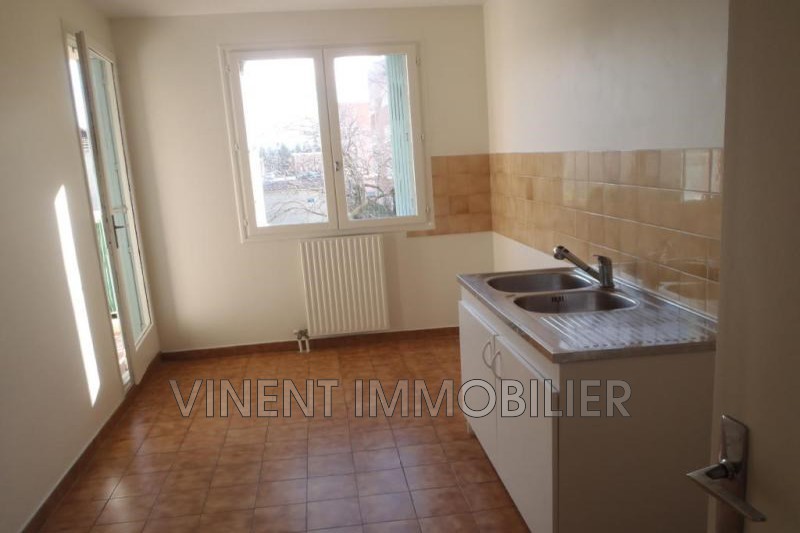 Photo Appartement Montélimar Location appartement 5 pièces 87 m²