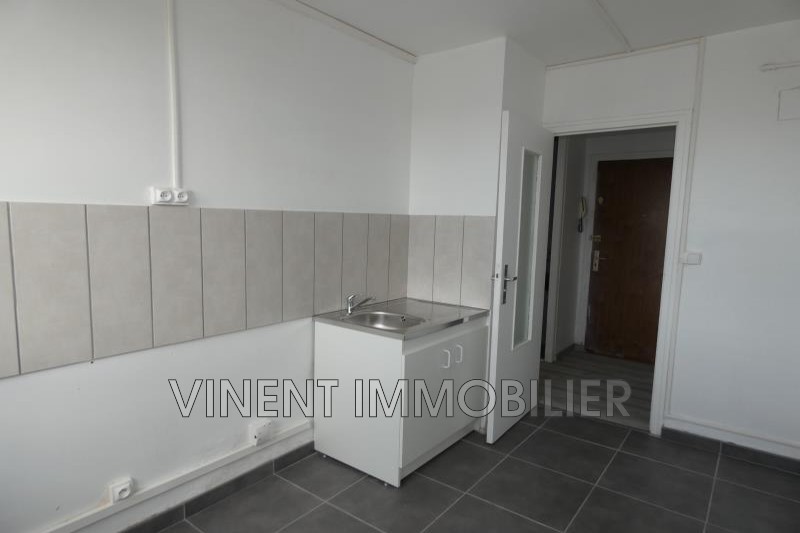 Photo Apartment Montélimar Rentals apartment 1 room 28 m²