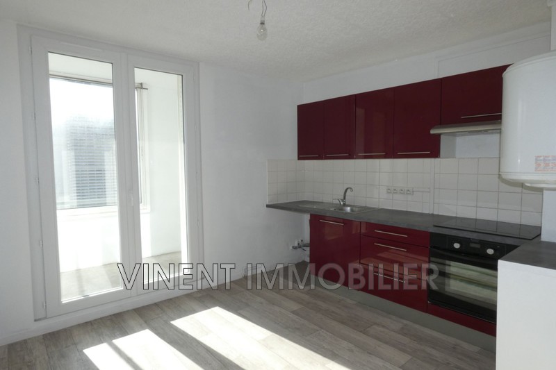 Photo Apartment Montélimar  Rentals apartment  4 rooms   65&nbsp;m&sup2;