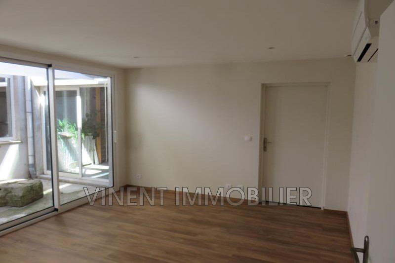 Photo Local professionnel Montélimar Professionnel local professionnel 57 m²