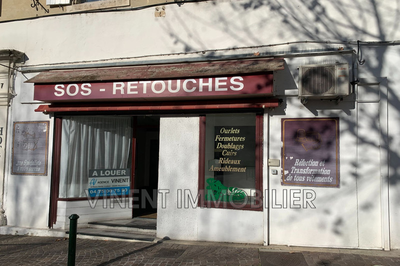 Photo Local commercial Montélimar Centre-ville,  Professionnel local commercial   33&nbsp;m&sup2;