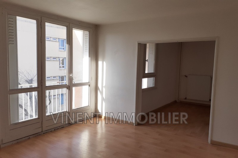 Photo Apartment Montélimar Nocaze, to buy apartment 4 rooms 83 m²