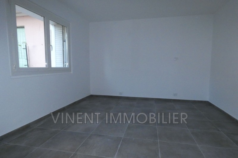 Photo Apartment Montélimar   to buy apartment  2 rooms   43&nbsp;m&sup2;
