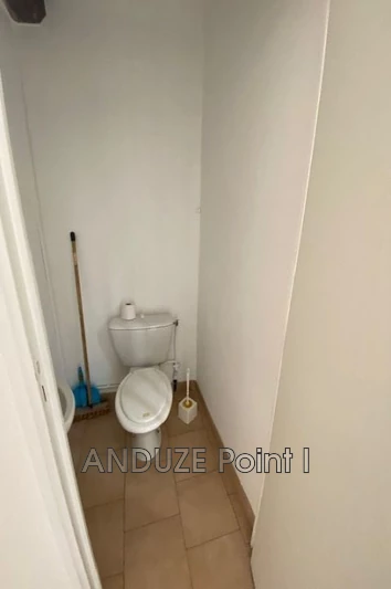 Professionnel local commercial Anduze  