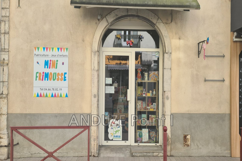 Photo  Anduze Anduze,  Professionnel    35&nbsp;m&sup2;