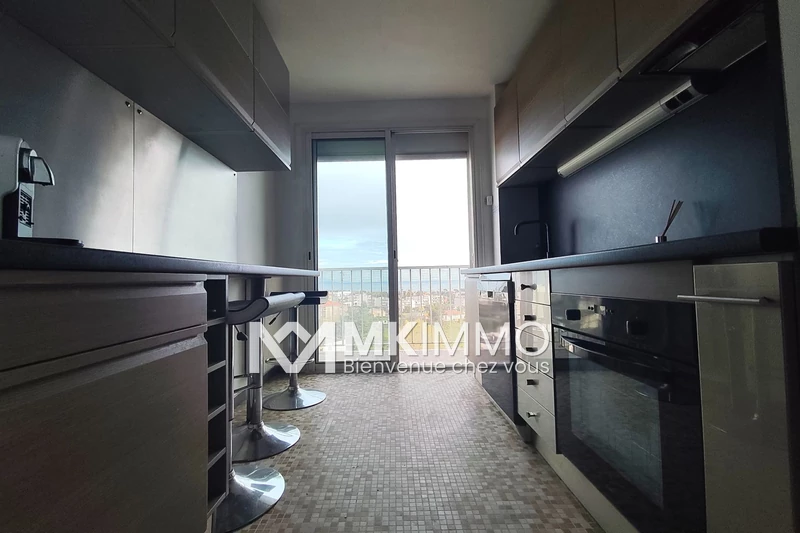 Location appartement Antibes  