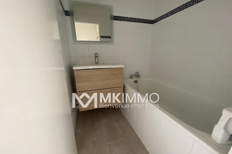 Location appartement Vence  