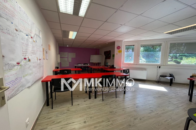 Professionnel local professionnel Valbonne  