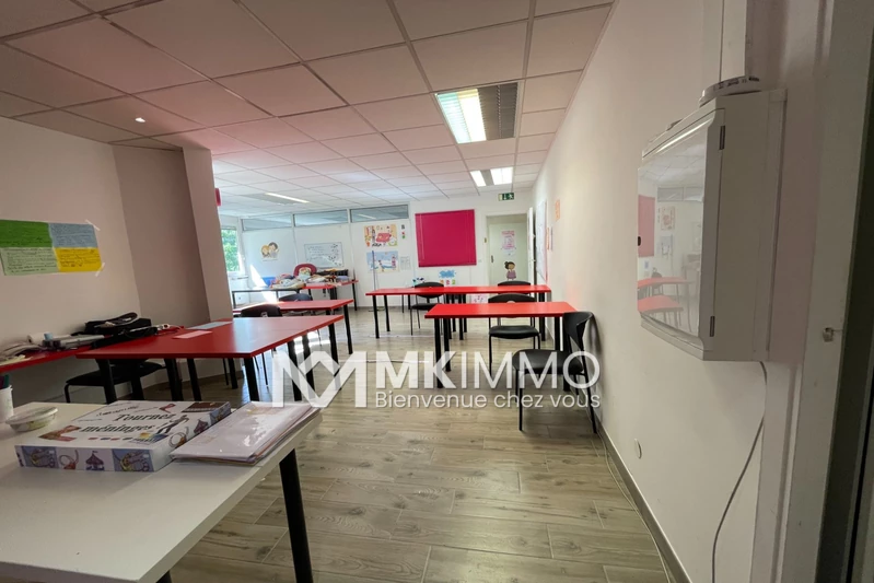 Professionnel local professionnel Valbonne  