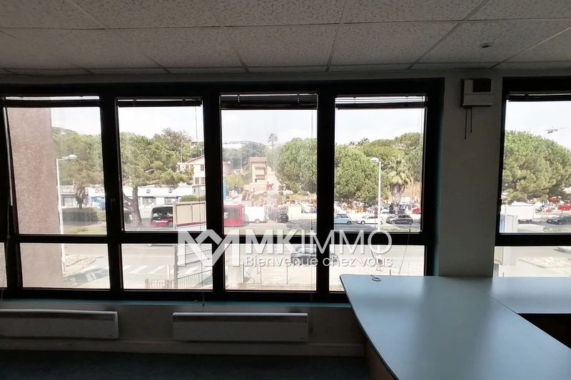 Professionnel bureau Cagnes-sur-Mer  