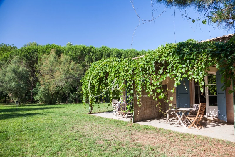 Vente propriété Aigues-Mortes  