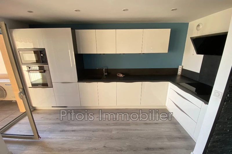 Location appartement Grasse  